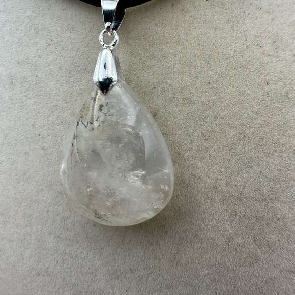 Dendritic Quartz Teardrop Pendant Necklace on Black Satin Tope - Picture 6 of 8